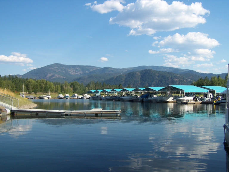 Kettle Falls Marina